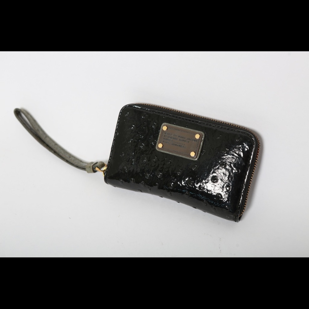 Marc Jacobs wristlet